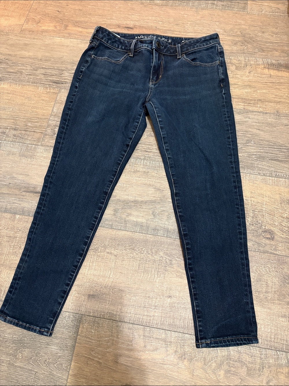 American Eagle Outfitters Dark Navy Women’s Skinny Jeans